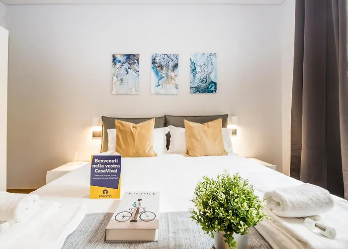 Casaviva - Stylish Retreat With Parking In Appartement